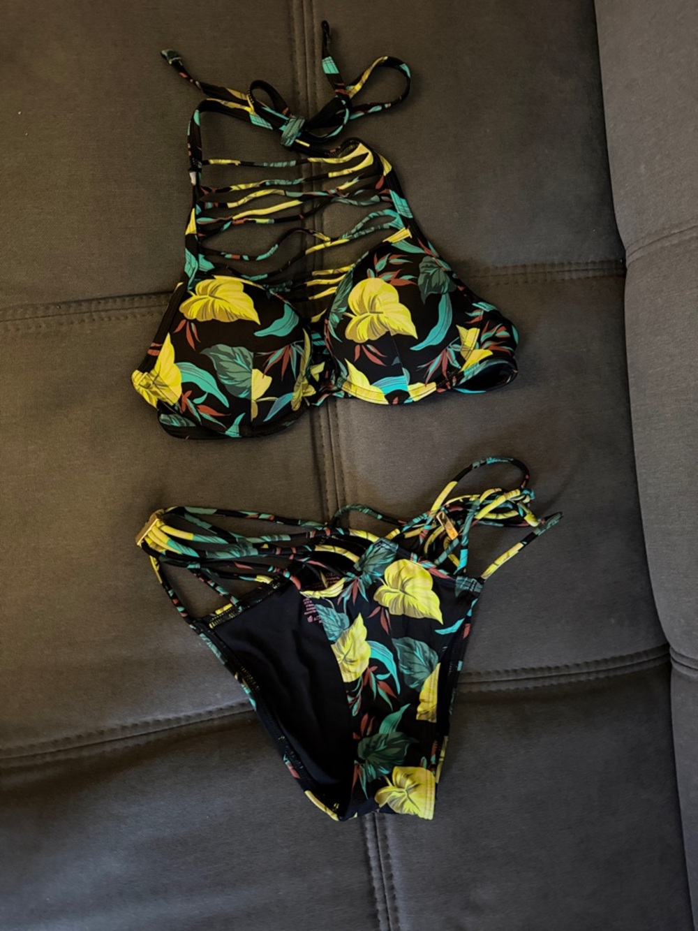 Victoria’s Secret bikini bottom and top leaves set